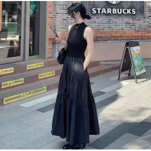 小高领针织连衣裙蛋糕裙拼接高腰无袖2025秋季新品女百褶气质黑色